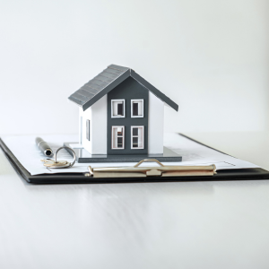 Home sale paperwork by owner in Chattanooga, TN