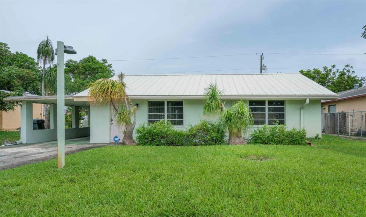 1183 S Ridge Rd Lantana, FL 33462, USA Miami Wholesale Homes®