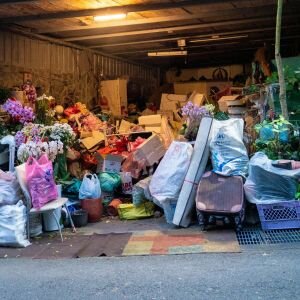 Guide to Selling a Hoarder House in Texas