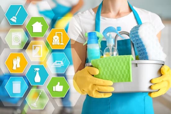 Cleaning a Hoarder House for Selling in Florida