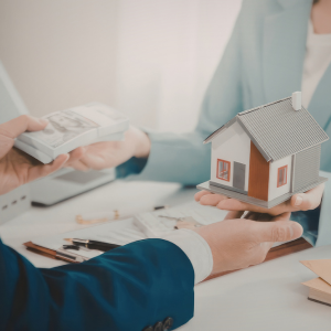 How to Sell a House That Needs Renovations Florida