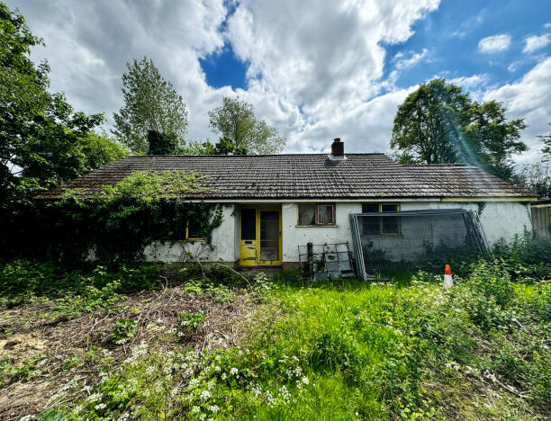 Selling a Distressed Property in Massachusetts