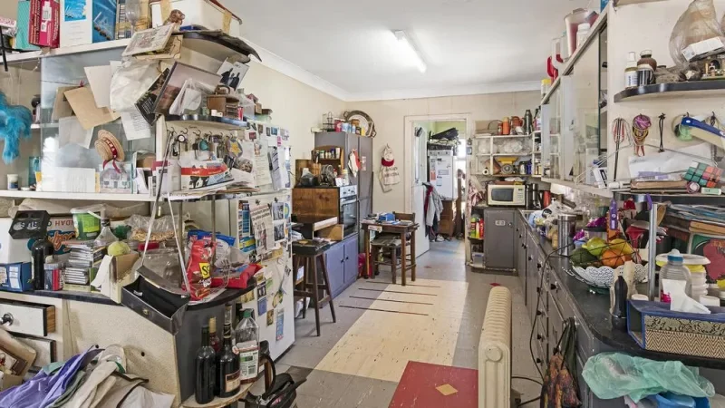 Selling a Hoarder House for Cash in Framingham, Ma