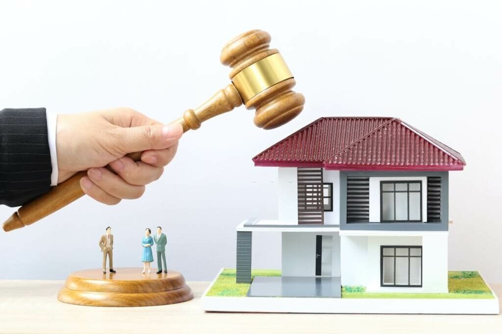 Selling a property with Liens in Jacksonville Beach FL