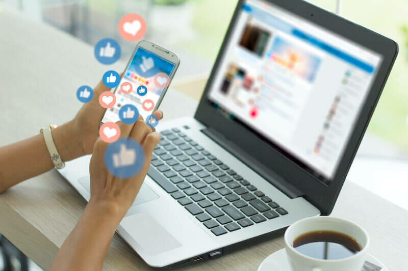 Using Social Media Advertising to Sell Your House