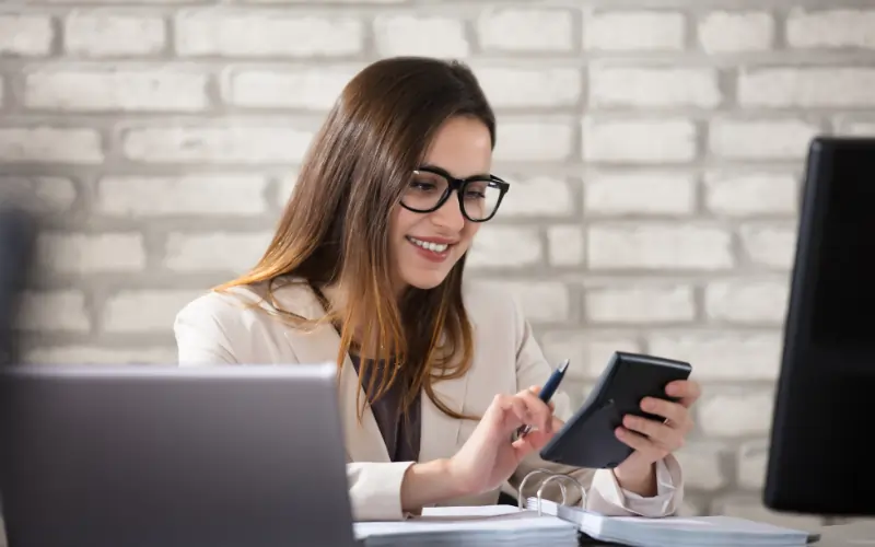 What Are The Pros and Cons of A Cash Offer On A House in Texas