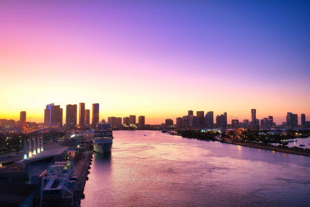 We Buy Houses Miami FL | Sell My Miami FL House Fast | Prominent Cash Offer