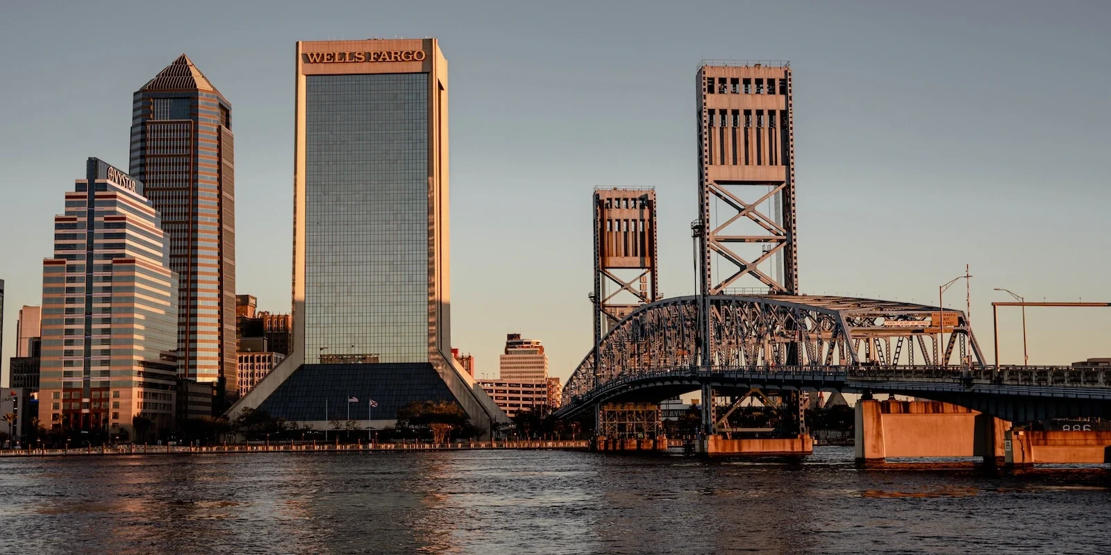 Jacksonville FL city skyline