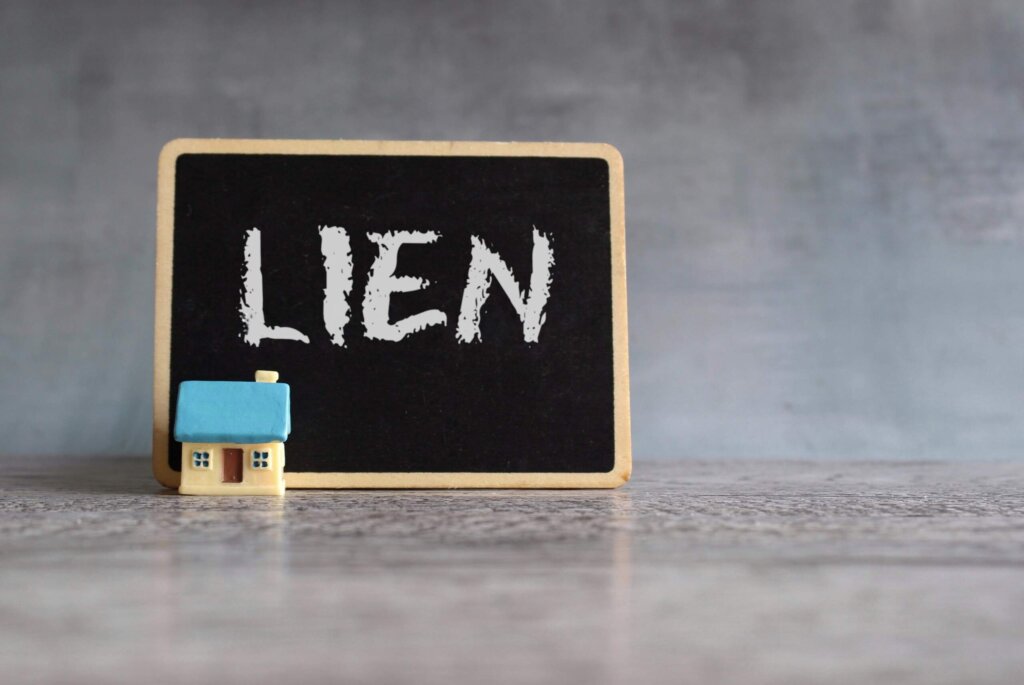Selling a House with a Lien in Fort Lauderdale