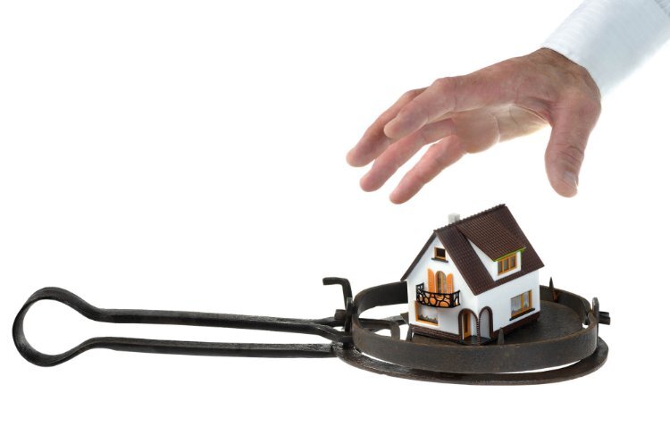 Avoid Scams When Selling Your House for Cash in Tamarac, FL