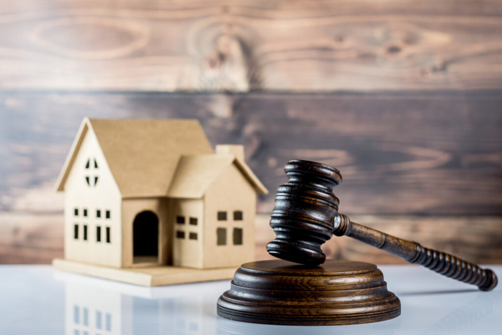 Legal Considerations Before Selling a House