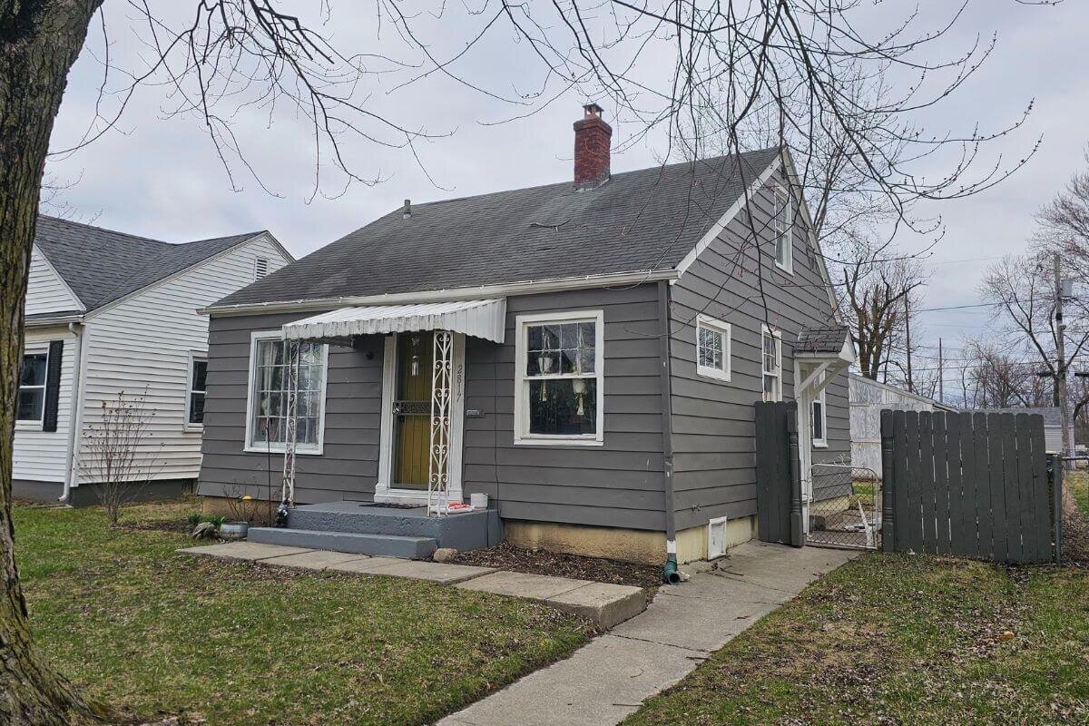 we pay cash for houses in Fort Wayne 46825