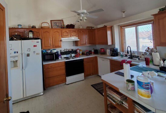 Kitchen in an Anna Buys Houses property prior to being renovated.