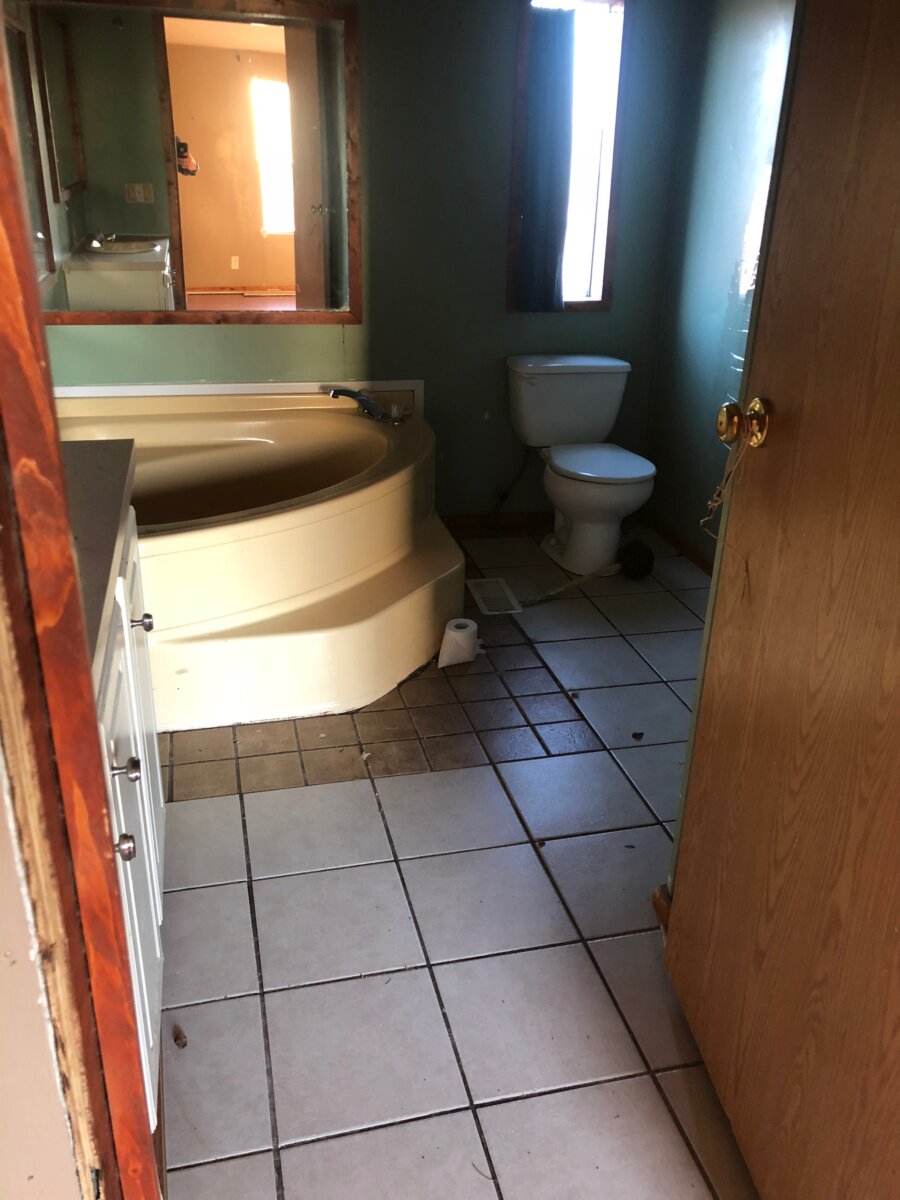 Doublewide Bathroom #2