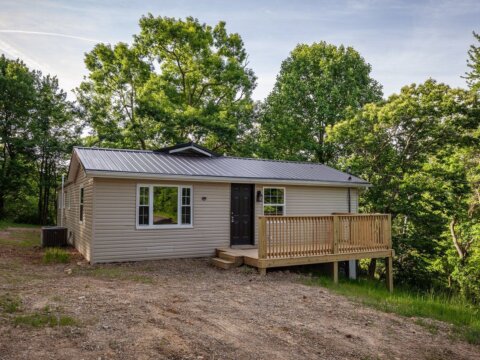 Finished exterior at 1145 Dry Ridge in St. Albans, West Virginia