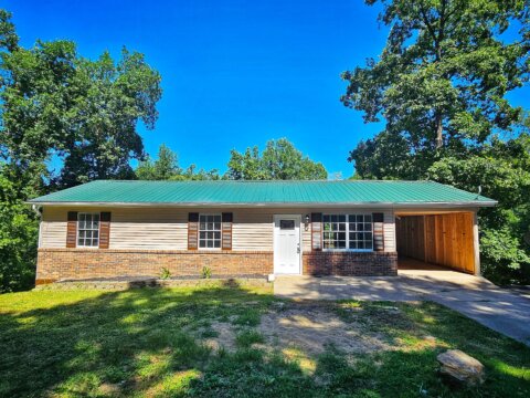 Finished front exterior at 102 Conner Road in Nitro, West Virginia
