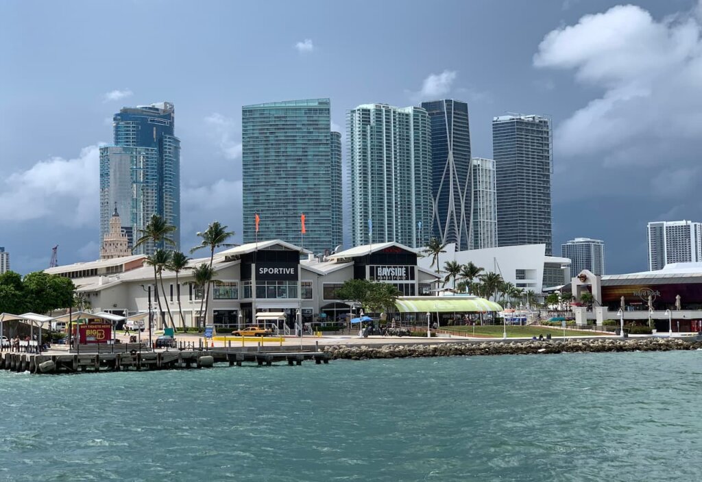Thumbnail-For-Bayside Marketplace-Miami -By-Better Off Home Buyers