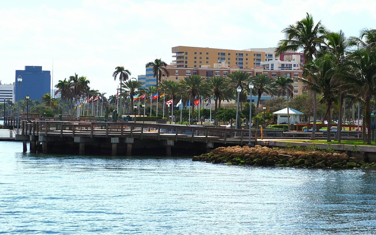 Thumbnail-For-Currie Park-West Palm Beach -By-Better Off Home Buyers