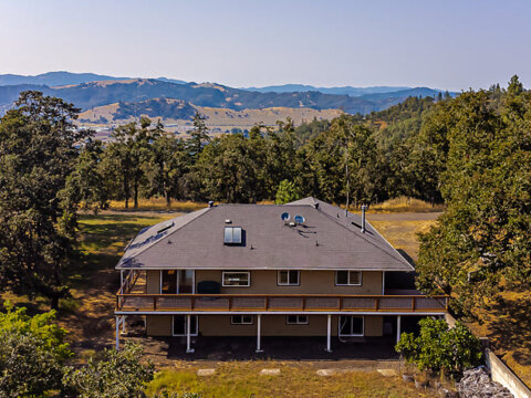 Two Family Home Roseburg OR