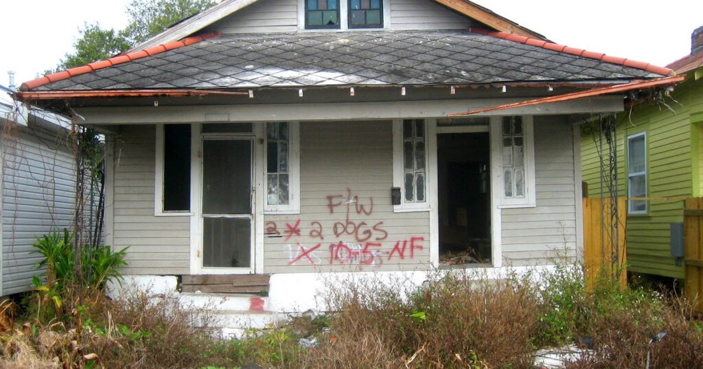 Ugly vandalied house