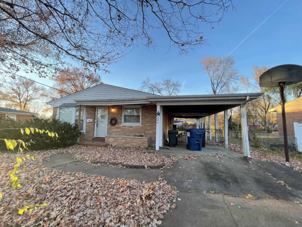 Example of a type of a house that we buy with cash in St. Louis.