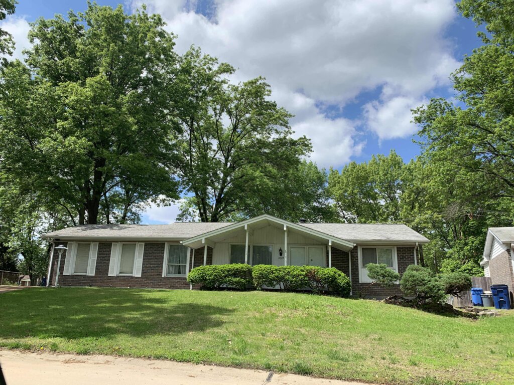 A home that we bought fast with cash in St. Louis.