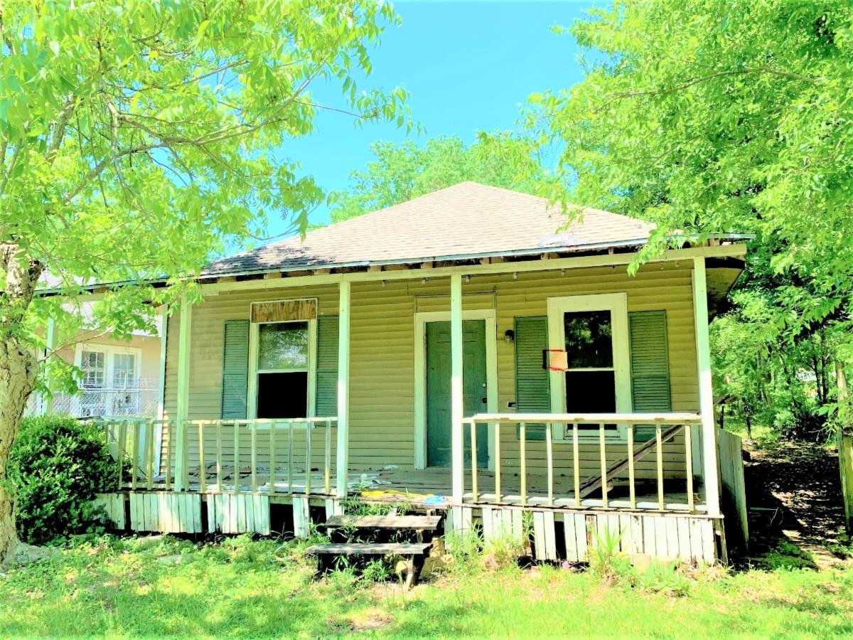 Ooooh Weee!! The Price Is Right 12,000 Fixer Upper in Port Arthur TX