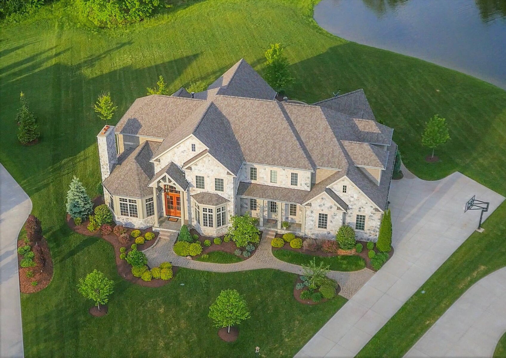 The Estates at Canterbury on the Lakes Hudson Ohio