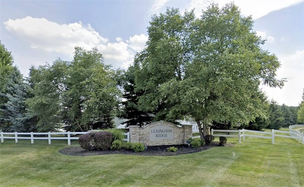 Lexington Ridge Medina Ohio Realty Done by Damien Baden