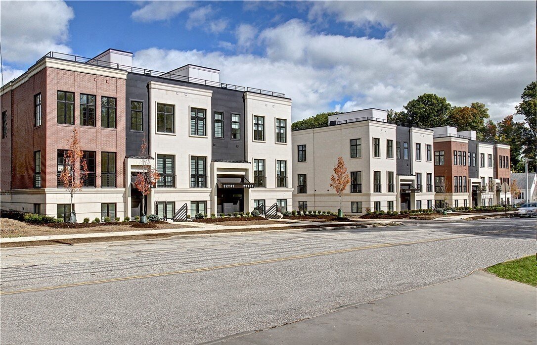 700 Lake Townhomes and Lakefront Condos Rocky River Ohio