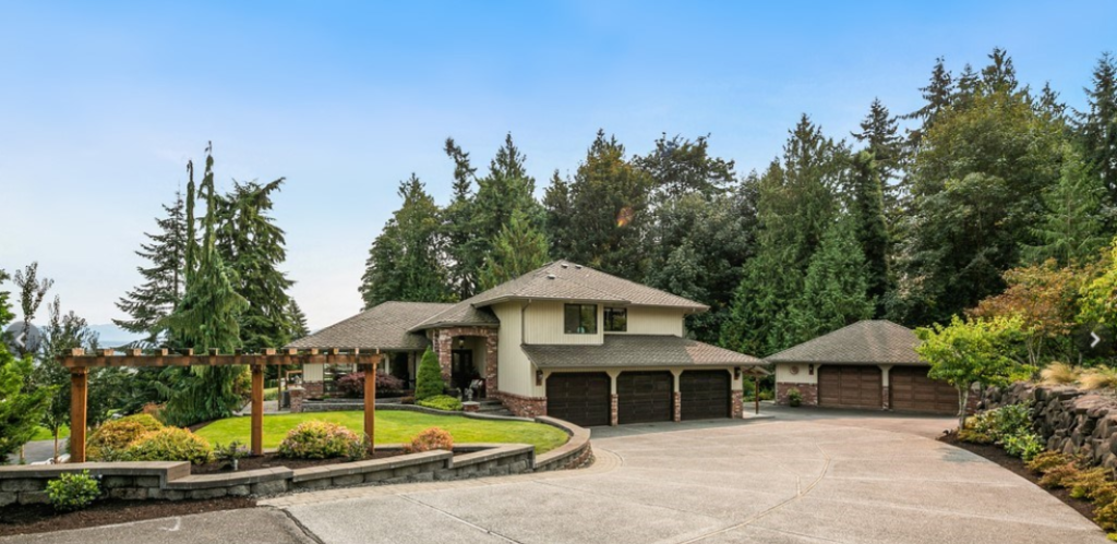 Luxury Home For Sale - Glacier Peak Everett, WA