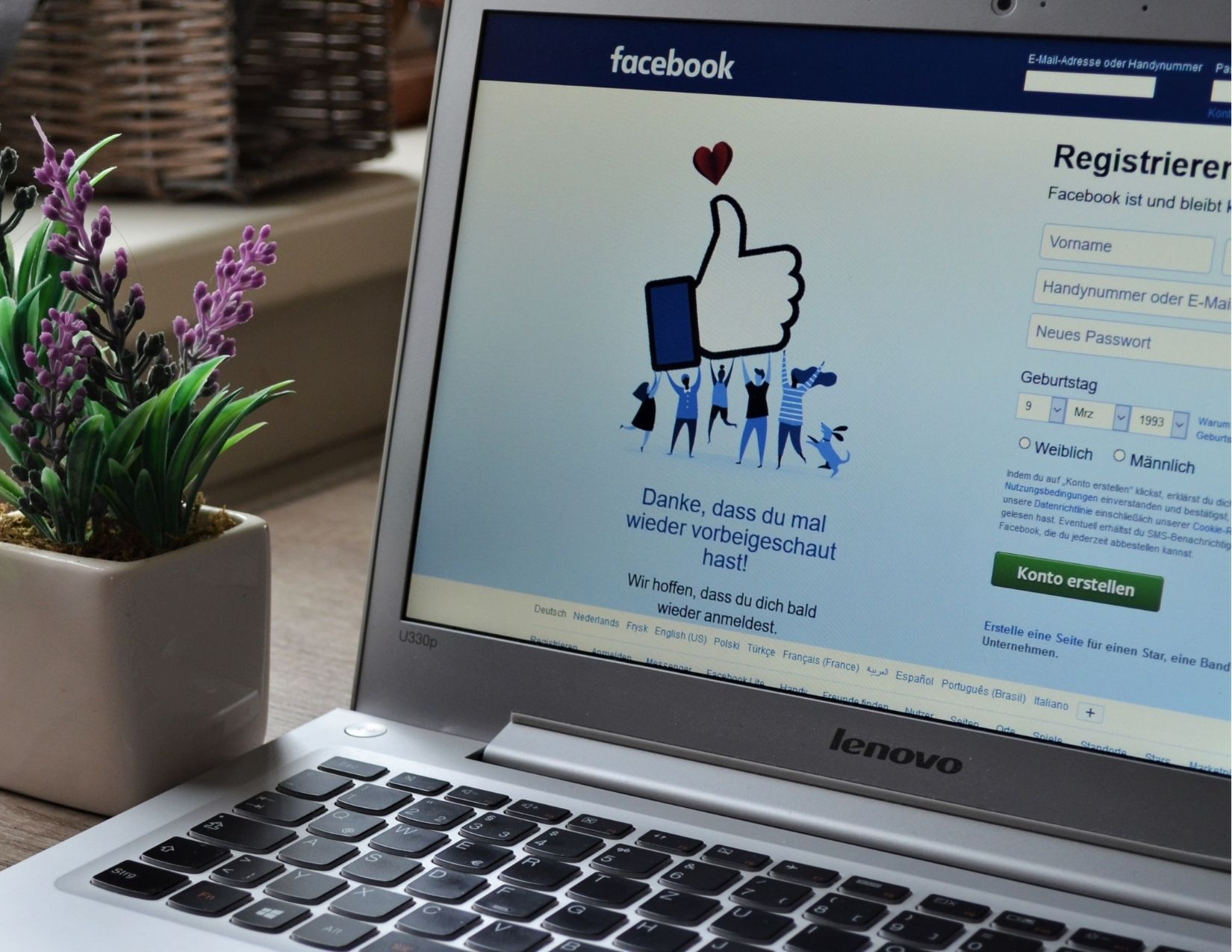 Facebook is a powerful way to use social media to sell your house.