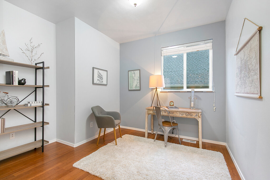Lake Forest Park Home office
