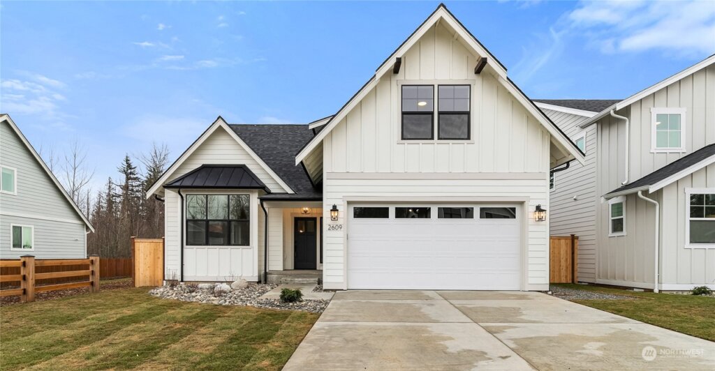 4 Bedroom Single Family Home In Ferndale, WA - Front View