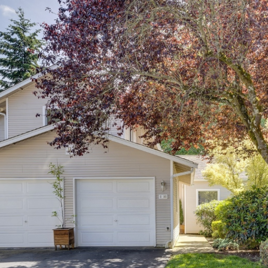 $400,000 Townhouse