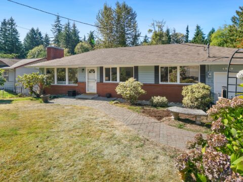 4910 W View Drive Everett WA 98203