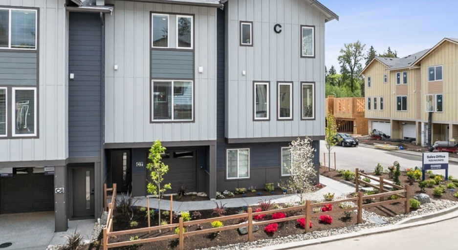 3-Bedroom Home in Snohomish WA Front View