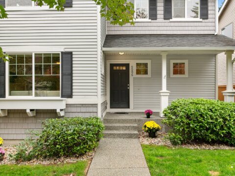 Home for sale in Snoqualmie Ridge Home for sale in Snoqualmie Ridge Doorway