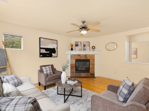 Home for sale in Snoqualmie Ridge Living Room2