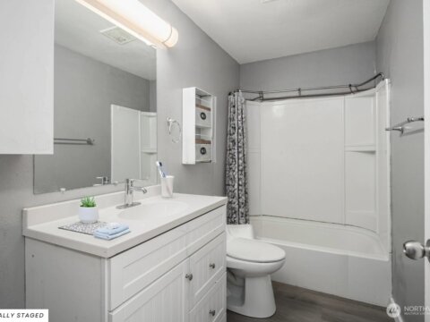 Affordable 3-Bedroom Home in Tacoma, WA Bathroom