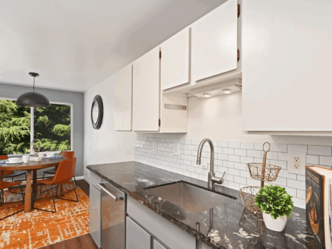 Affordable 1 Bedroom Urban Condo in Seattle (3)