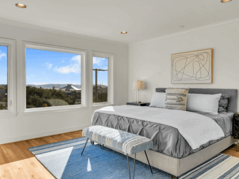 Elegant Remodeled Home with Seattle Skyline View - (16)