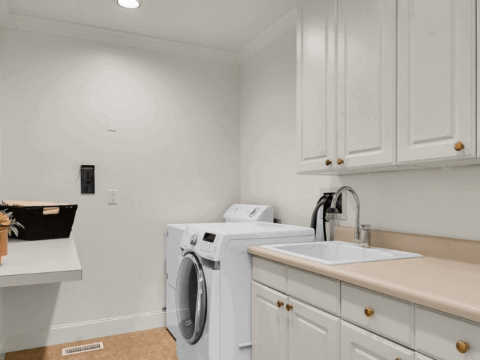 Elegant Remodeled Home with Seattle Skyline View - (16)