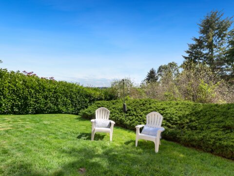 2 Bedroom Home in Normandy Park WA for Sale by Seattle Realtor Emily Cressey Yard3