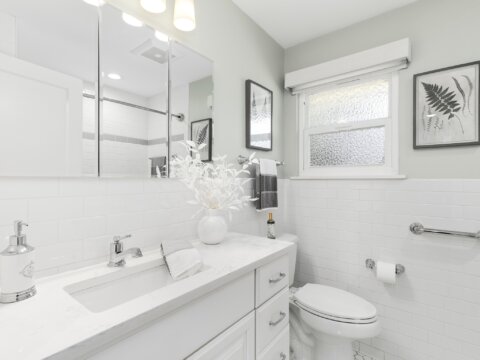 2 Bedroom Home in Normandy Park WA for Sale by Seattle Realtor Emily Cressey Bathroom