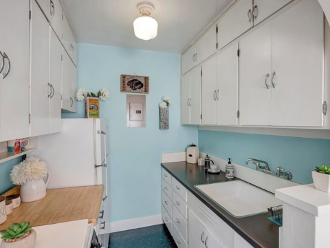 Top-Floor Corner Unit With Artist Soul in the Heart of Seattle Kitchen