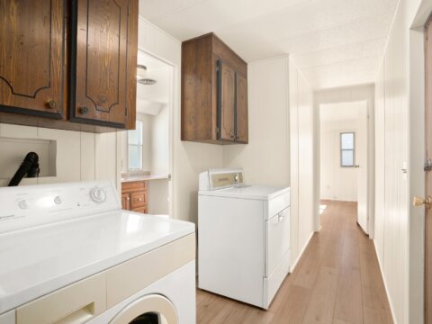 Fully Updated Mobile Home For Sale in Bothell, WA Laundry