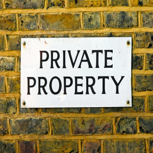 Can Police Arrest Squatters on Private Property In Illinois