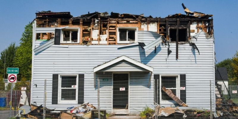 Selling a House As Is in Illinois Without Making Repairs