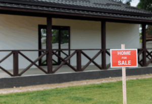 Learn how to stage house for sale in Chicago